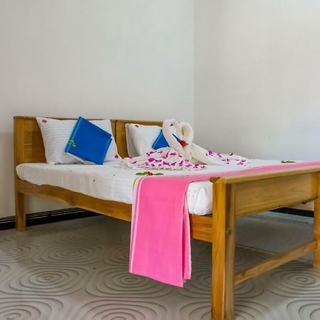 Beach Lagoon Parans Hotel อารูกัมเบย์ ภายนอก รูปภาพ