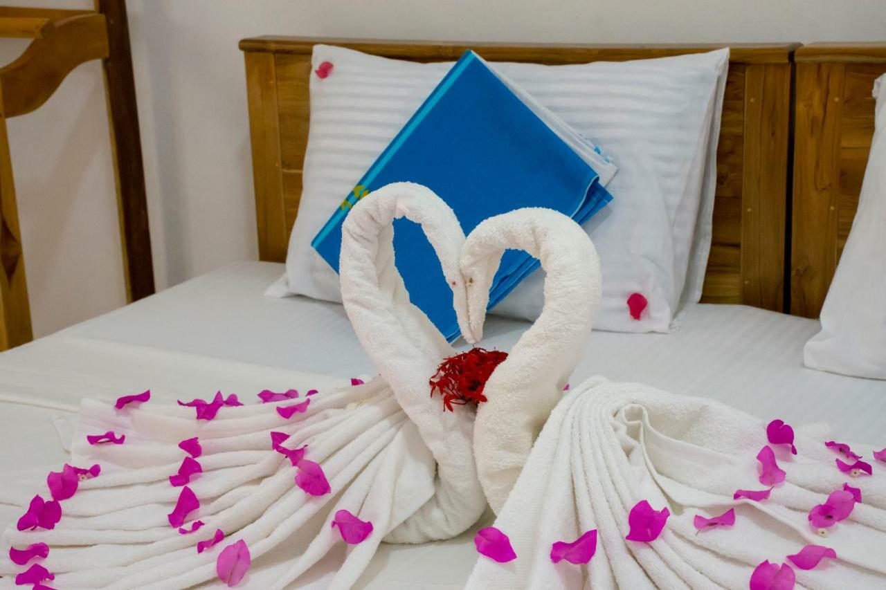 Beach Lagoon Parans Hotel อารูกัมเบย์ ภายนอก รูปภาพ